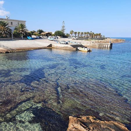 Casa Vacanza Tra Cielo E Mare クストナーチ エクステリア 写真