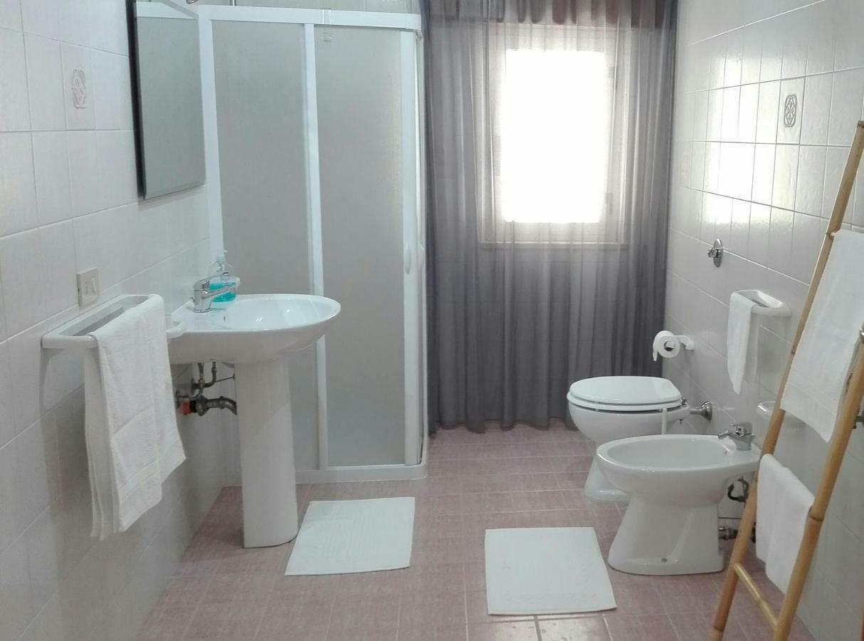 Casa Vacanza Tra Cielo E Mare クストナーチ エクステリア 写真