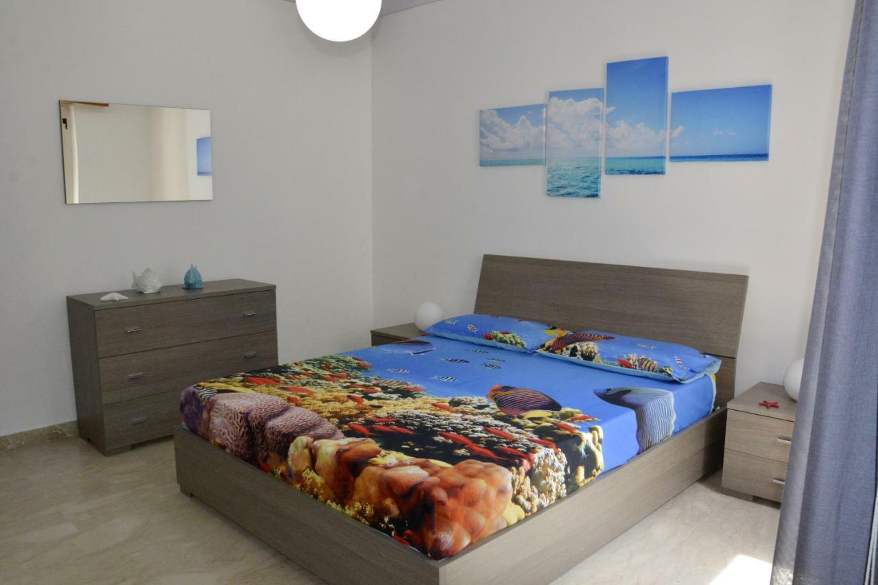 Casa Vacanza Tra Cielo E Mare クストナーチ エクステリア 写真