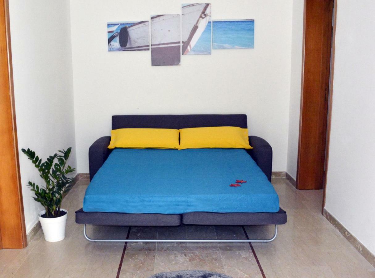Casa Vacanza Tra Cielo E Mare クストナーチ エクステリア 写真